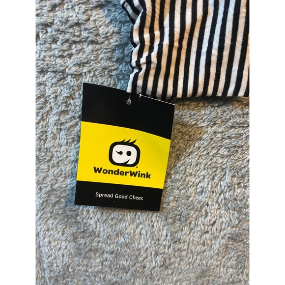 WonderWink Scrubs  T-Shirt Womens LG Black White Striped Long Sleeved Layers NWT - Picture 6 of 7